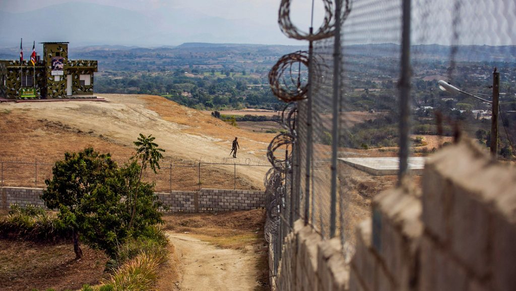 6344416c59bf5b5d5155be6e