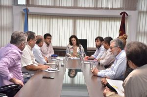93672-el-gobierno-convoca-a-mesa-paritaria-docente-para-el-proximo-17-de-enero
