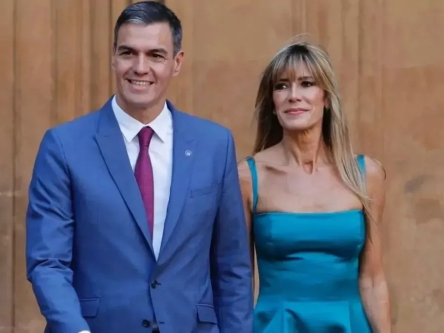 begoxagxmez-pedrosxnchezjpg_327655348webp