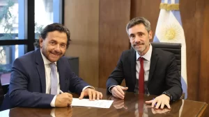 100940-convenio-entre-el-gobernador-y-el-titular-de-cfi-para-fortalecer-la-profesionalizacion-de-la-administracion-publica-provincial