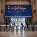 iProfesional    /Límite al derecho a huelga: qué trabajos son considerados «esenciales» y deben prestar servicio en días de paro