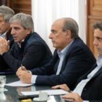 LML   /El Gobierno trató de seducir a los gobernadores con su plan para sacar dólares del colchón