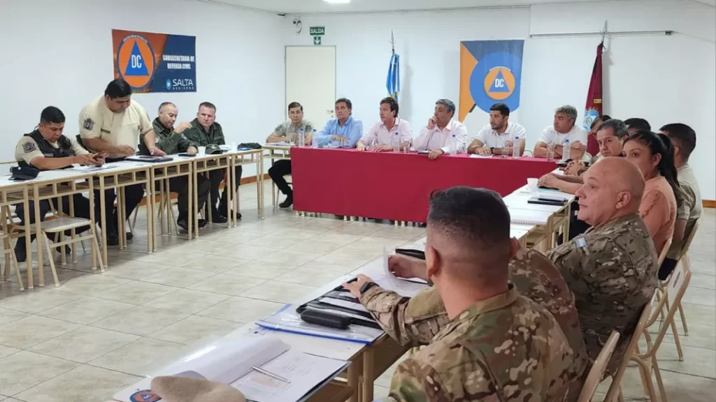 105734-evaluaron-aspectos-logisticos-del-servicio-interfuerzas-para-asistir-a-comunidades-de-santa-victoria-este