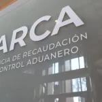 ámbito   / Monotributo y Ganancias: cuáles son las nuevas escalas y los salarios que quedarán alcanzados por el impuesto