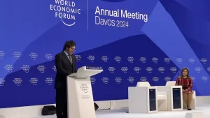 javier-milei-pronuncio-un-duro-discurso-el-foro-economico-davos-critico-al-socialismo-y-defendio-el-modelo-libertario-foto-presidenciajpg