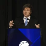 m1   / Javier Milei defiende el trabajo en negro: «Calidad debatible»