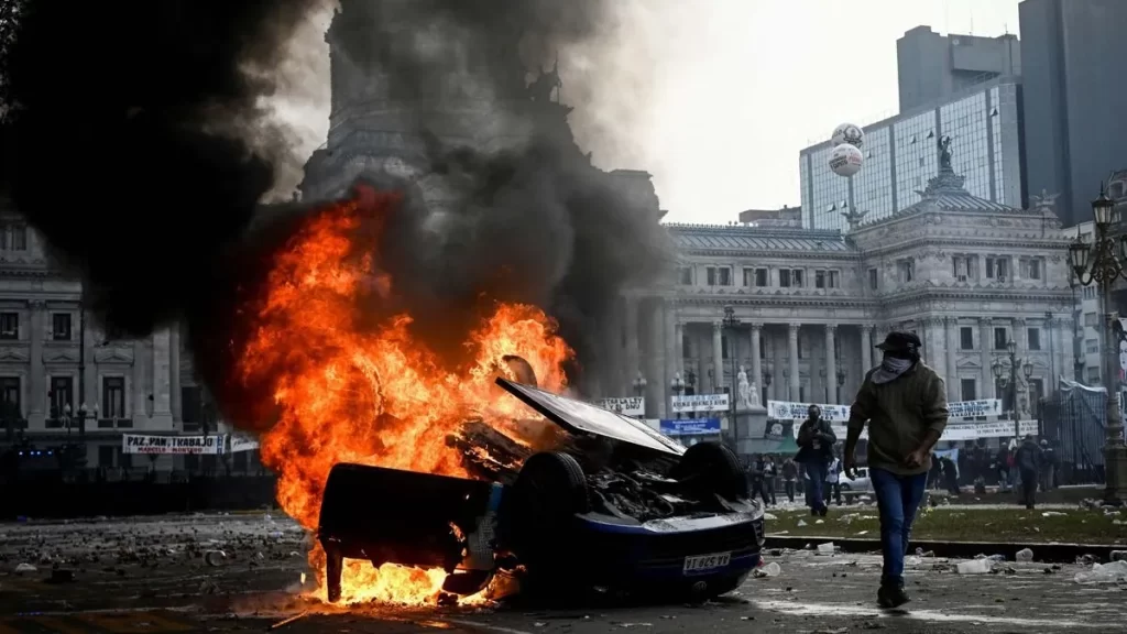protesta-congreso-leyomnibujpg (1)