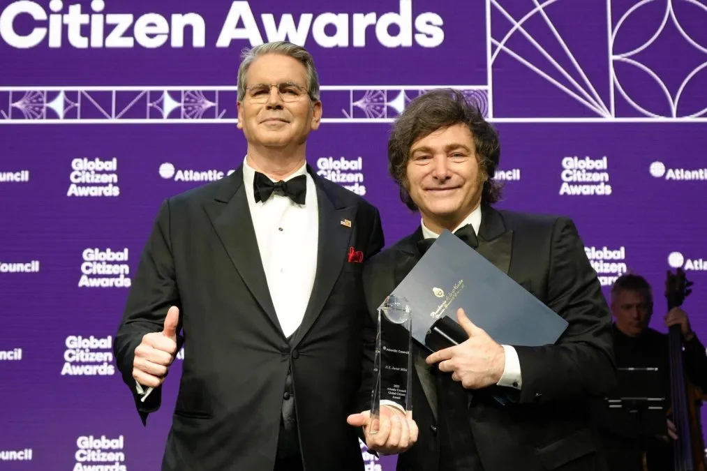 bessent-milei-global-citizen (1)