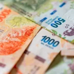 ámbito / Superpeso: la moneda se apreció más de 12% frente al dólar y se fortalece ante el mayor ingreso de divisas