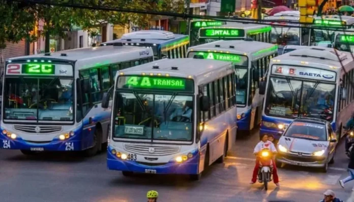 2026-05-31_19-35-salta-se-queda-sin-servicio-nocturno-de-colectivos-desde-esta-madrugada-696x398