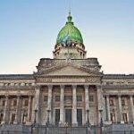 BAE Negocios  / El Senado dio media sanción al pago de USD 171 millones a dos fondos buitre