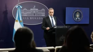 manuel-adorni-conferencia-prensa