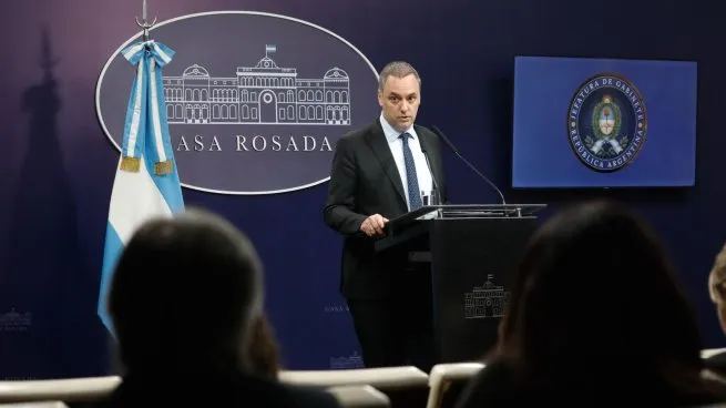 manuel-adorni-conferencia-prensa