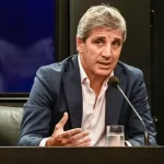 BAE Negocios  / Las reservas brutas superan los USD50.000 M, pero para el FMI las netas son negativas