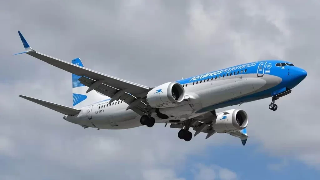aerolineas-argentinas-737p