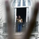 PERFIL  / ¿Cristina Kirchner tendrá que mudarse? El embargo de San José 1111 abre un nuevo escenario para su prisión domiciliaria