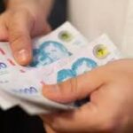infobae  / El Gobierno impulsa un salario mínimo garantizado de más de $1 millón en las negociaciones paritarias