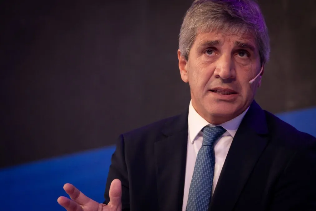 luis-caputo-amcham-urgente24
