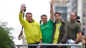 bolsonaro-2340812 (1)