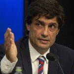 infobae  / Hernán Lacunza: «Técnicamente estamos en recesión, el Gobierno lo niega y eso me desalienta»